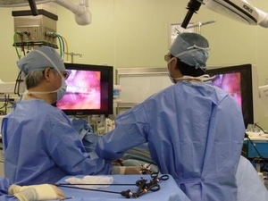 3Dモニターを使用した腹腔鏡手術1
