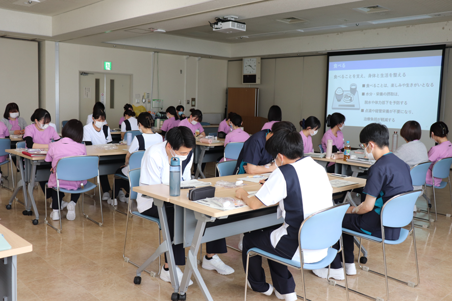 R8研修の様子